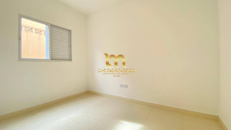 Imagem Casa de Condomínio com 2 Quartos à Venda, 40 m² em Maracanã - Praia Grande Imagem Casa de Condomínio com 2 Quartos à Venda, 40 m² em Maracanã - Praia Grande