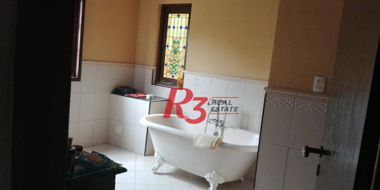 Imagem Casa com 5 Quartos à Venda ou Locação, 600 m² em Morro Dos Barbosas - São Vicente Imagem Casa com 5 Quartos à Venda ou Locação, 600 m² em Morro Dos Barbosas - São Vicente