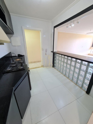 Imagem Imóvel com 3 Quartos à Venda, 172 m² em Pituaçu - Salvador Imagem Imóvel com 3 Quartos à Venda, 172 m² em Pituaçu - Salvador