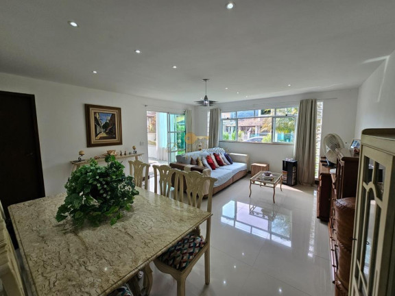 Imagem Casa com 2 Quartos à Venda, 345 m² em Vargem Grande - Teresópolis Imagem Casa com 2 Quartos à Venda, 345 m² em Vargem Grande - Teresópolis