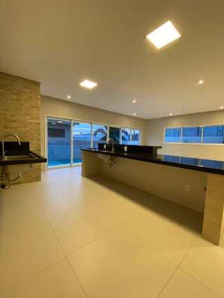 Imagem Casa com 4 Quartos à Venda,  em Santa Rosa - Cuiabá