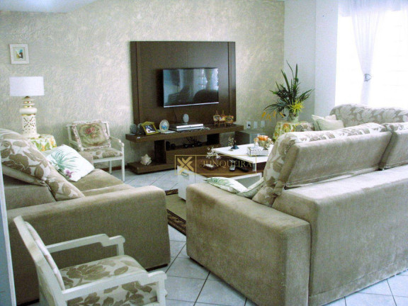 Imagem Cobertura com 3 Quartos à Venda, 214 m² em Meia Praia - Zona 01 - Itapema Imagem Cobertura com 3 Quartos à Venda, 214 m² em Meia Praia - Zona 01 - Itapema