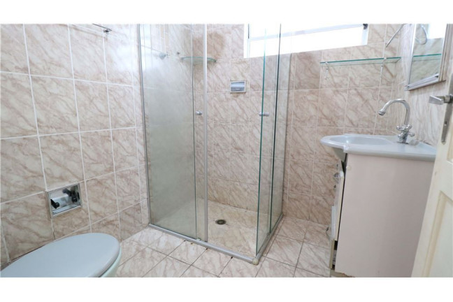 Imagem Casa com 2 Quartos à Venda, em Campo Limpo - São Paulo Imagem Casa com 2 Quartos à Venda, em Campo Limpo - São Paulo