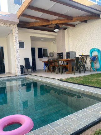 Imagem Casa com 3 Quartos à Venda, 170 m² em Santa Rosa - Cuiabá Imagem Casa com 3 Quartos à Venda, 170 m² em Santa Rosa - Cuiabá