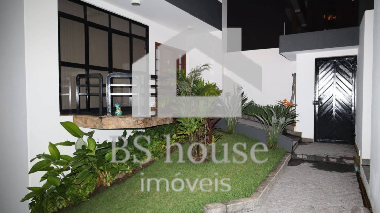 Imagem Sobrado com 4 Quartos à Venda, 613 m² em Vila Pires - Santo André Imagem Sobrado com 4 Quartos à Venda, 613 m² em Vila Pires - Santo André