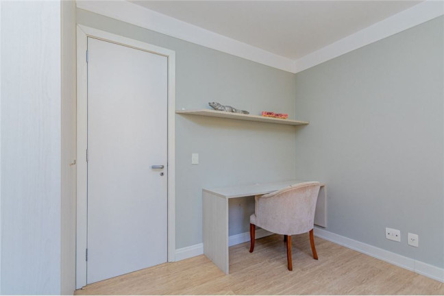 Imagem Apartamento com 3 Quartos à Venda, 131 m² em Menino Deus - Porto Alegre Imagem Apartamento com 3 Quartos à Venda, 131 m² em Menino Deus - Porto Alegre