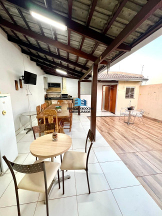 Imagem Casa com 3 Quartos à Venda, 106 m² em Jd Atlântico - Goiânia