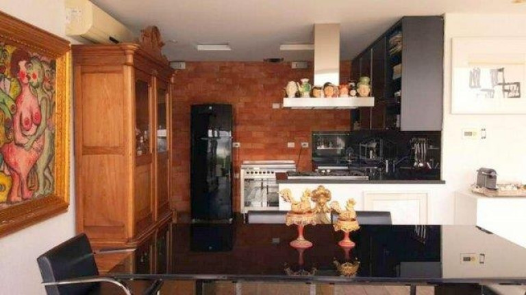 Imagem Casa com 4 Quartos à Venda, 700 m² em Vila De São Fernando - Cotia Imagem Casa com 4 Quartos à Venda, 700 m² em Vila De São Fernando - Cotia