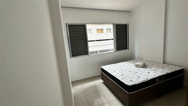 Imagem Kitnet à Venda, 32 m² em Aviação - Praia Grande Imagem Kitnet à Venda, 32 m² em Aviação - Praia Grande