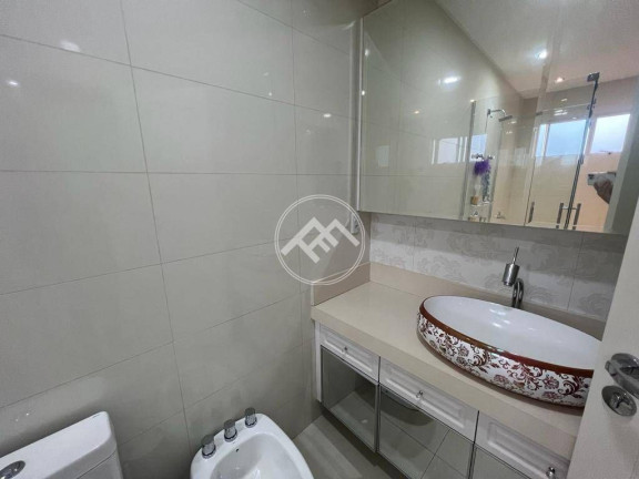 Imagem Apartamento com 4 Quartos à Venda, 158 m² em Meia Praia - Itapema Imagem Apartamento com 4 Quartos à Venda, 158 m² em Meia Praia - Itapema