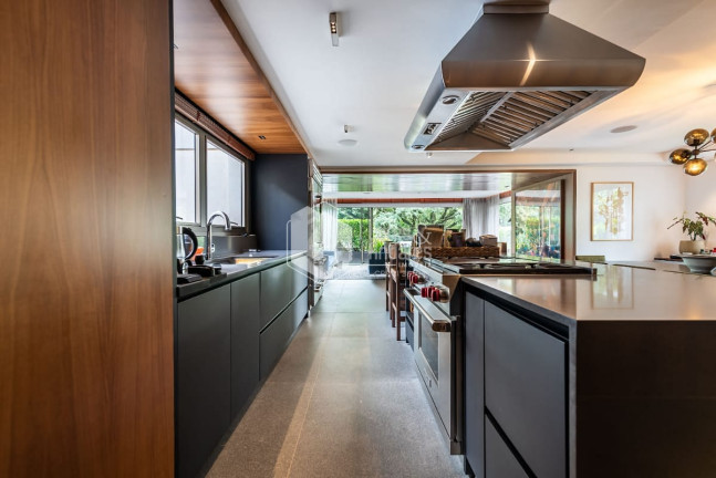Imagem Casa com 4 Quartos à Venda, 925 m² em Alto De Pinheiros - São Paulo