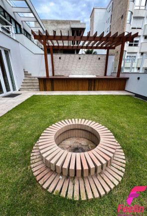Imagem Casa com 3 Quartos à Venda, 262 m² em João Paulo - Florianópolis Imagem Casa com 3 Quartos à Venda, 262 m² em João Paulo - Florianópolis