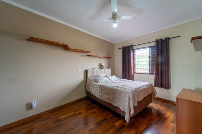 Imagem Casa com 4 Quartos à Venda, 277 m² em Jardim América - Jundiaí Imagem Casa com 4 Quartos à Venda, 277 m² em Jardim América - Jundiaí