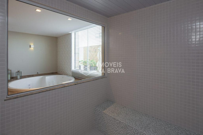 Imagem Apartamento com 3 Quartos à Venda, 143 m² em Centro - Navegantes