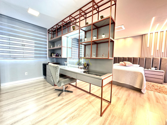 Imagem Casa com 4 Quartos à Venda, 284 m² em Iririú - Joinville Imagem Casa com 4 Quartos à Venda, 284 m² em Iririú - Joinville