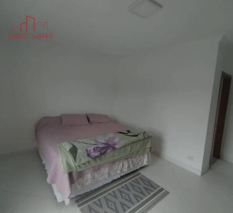 Imagem Casa com 3 Quartos à Venda, 151 m² em Jardim América - Taboão Da Serra Imagem Casa com 3 Quartos à Venda, 151 m² em Jardim América - Taboão Da Serra