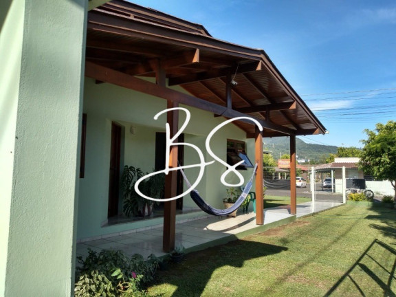 Imagem Casa com 3 Quartos à Venda, 560 m² em Bom Pastor - Igrejinha Imagem Casa com 3 Quartos à Venda, 560 m² em Bom Pastor - Igrejinha