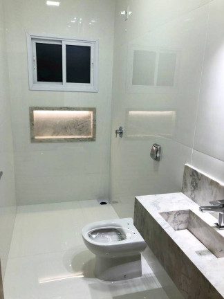 Imagem Casa de Condomínio com 4 Quartos à Venda, 200 m² em Jardins Lisboa - Goiânia Imagem Casa de Condomínio com 4 Quartos à Venda, 200 m² em Jardins Lisboa - Goiânia