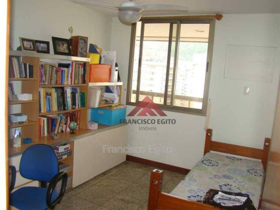 Imagem Apartamento com 2 Quartos à Venda, 160 m² em Icaraí - Niterói Imagem Apartamento com 2 Quartos à Venda, 160 m² em Icaraí - Niterói