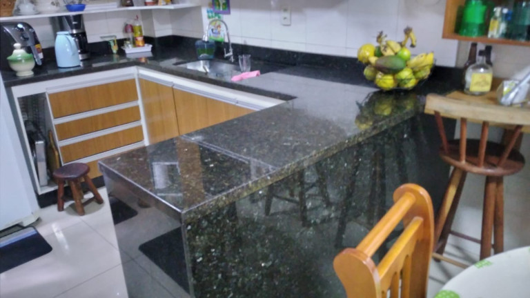 Imagem Casa com 3 Quartos à Venda, 244 m² em Trindade - Sao Gonçalo Imagem Casa com 3 Quartos à Venda, 244 m² em Trindade - Sao Gonçalo