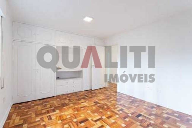 Imagem Apartamento com 3 Quartos à Venda, 130 m² em Moema - São Paulo