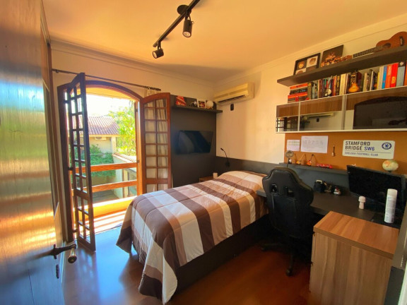 Imagem Casa com 3 Quartos à Venda,  em Cristal - Porto Alegre