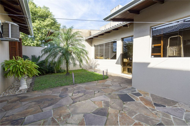 Imagem Casa com 3 Quartos à Venda, em São José - Canoas Imagem Casa com 3 Quartos à Venda, em São José - Canoas