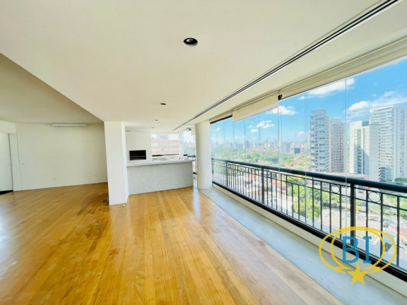 Apartamento com 3 Quartos à Venda, 215 m² em Sumaré - São Paulo