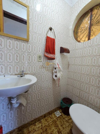 Imagem Casa com 3 Quartos à Venda, 324 m² em Vila Muqui - Teresópolis