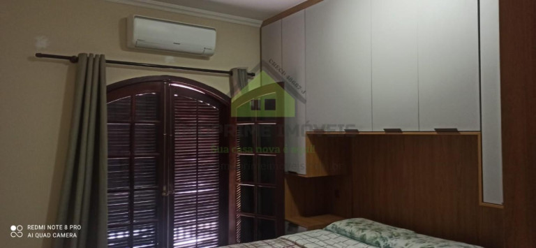 Imagem Casa com 4 Quartos à Venda, 198 m² em Jardim Santa Marina - Jacareí Imagem Casa com 4 Quartos à Venda, 198 m² em Jardim Santa Marina - Jacareí