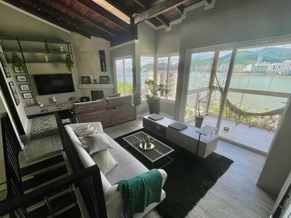 Imagem Casa com 3 Quartos à Venda, 200 m² em Canto Da Praia - Itapema Imagem Casa com 3 Quartos à Venda, 200 m² em Canto Da Praia - Itapema
