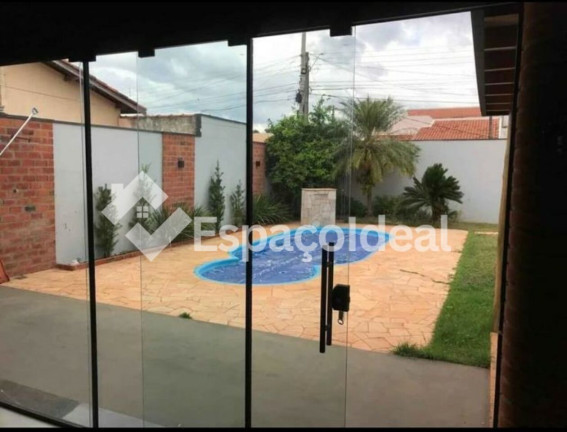 Imagem Casa com 1 Quarto à Venda, 250 m² em Parque Residencial Lourenção - Areiópolis Imagem Casa com 1 Quarto à Venda, 250 m² em Parque Residencial Lourenção - Areiópolis