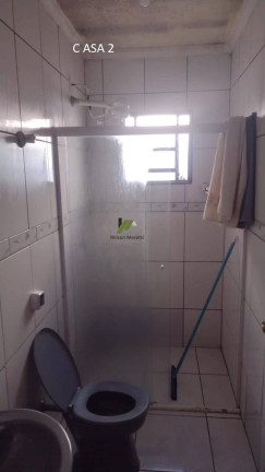 Imagem Casa com 2 Quartos à Venda, 67 m²