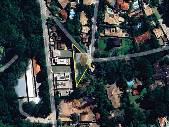 Imagem Terreno à Venda, 927 m² em Vila Santo Antônio - Cotia Imagem Terreno à Venda, 927 m² em Vila Santo Antônio - Cotia