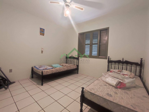 Imagem Casa com 3 Quartos à Venda, 189 m² em Centro - Balneário Barra Do Sul