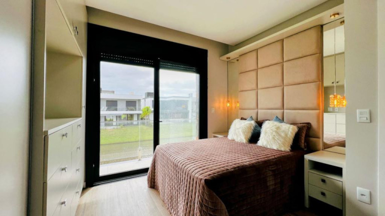 Imagem Casa com 4 Quartos à Venda, 264 m² em Parque Antartica - Capao Da Canoa