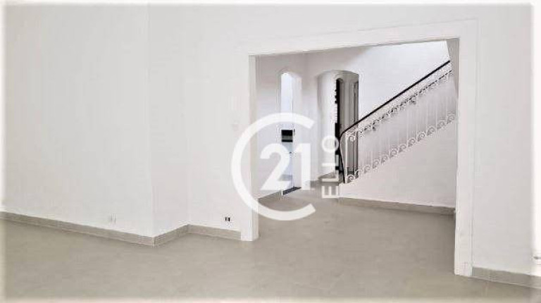 Imagem Casa com 8 Quartos à Venda, 531 m² em Pacaembu - São Paulo