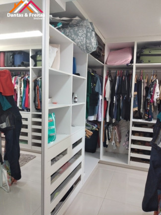 Imagem Imóvel com 4 Quartos à Venda, em Eusebio - Eusébio Imagem Imóvel com 4 Quartos à Venda, em Eusebio - Eusébio