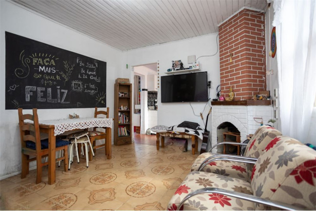 Imagem Casa com 3 Quartos à Venda, em Sarandi - Porto Alegre Imagem Casa com 3 Quartos à Venda, em Sarandi - Porto Alegre