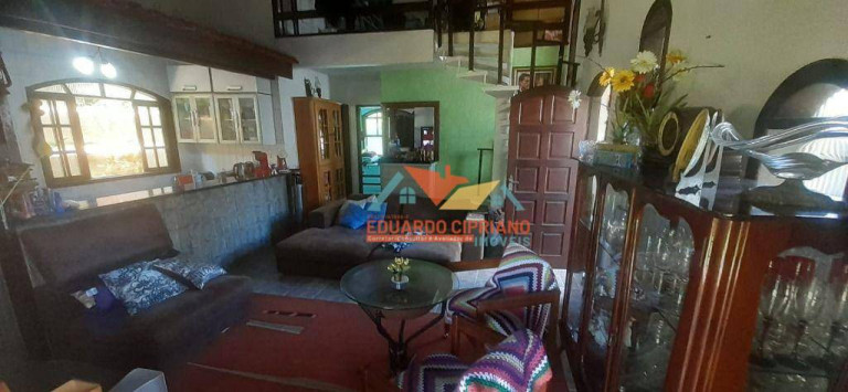 Imagem Casa com 3 Quartos à Venda, 180 m² em Massaguaçu - Caraguatatuba