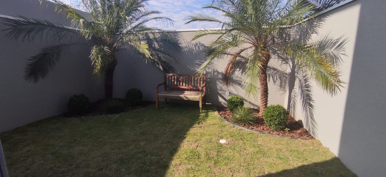Imagem Casa com 3 Quartos à Venda, 190 m² em Jardim Do Lago - Atibaia Imagem Casa com 3 Quartos à Venda, 190 m² em Jardim Do Lago - Atibaia