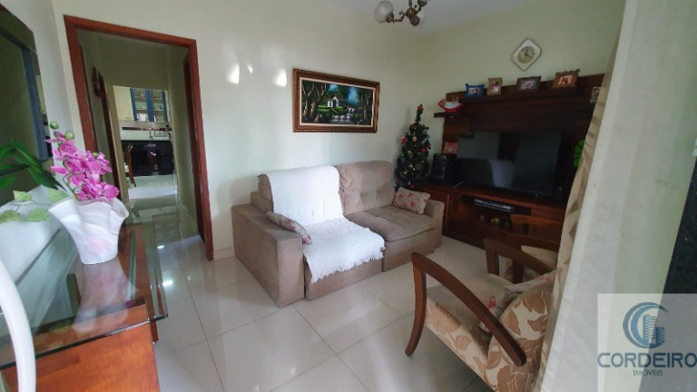 Imagem Casa com 2 Quartos à Venda, 200 m² em Vila Oito De Maio - Duque De Caxias