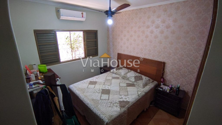 Imagem Casa com 4 Quartos à Venda, 250 m² em Independência - Ribeirão Preto Imagem Casa com 4 Quartos à Venda, 250 m² em Independência - Ribeirão Preto