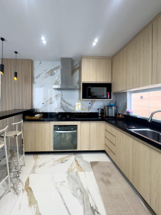 Imagem Casa com 3 Quartos à Venda, 256 m² em Colina De Laranjeiras - Serra Imagem Casa com 3 Quartos à Venda, 256 m² em Colina De Laranjeiras - Serra