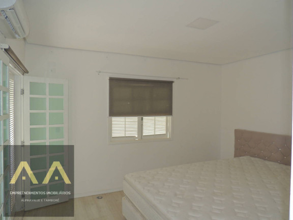 Imagem Casa de Condomínio com 4 Quartos à Venda, 550 m² em Alphaville - Barueri
