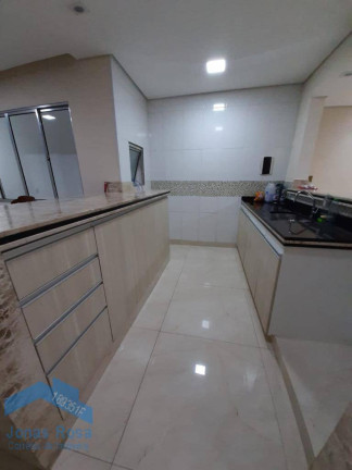 Imagem Casa com 3 Quartos à Venda, 125 m² em Parque Santana - Santana De Parnaíba Imagem Casa com 3 Quartos à Venda, 125 m² em Parque Santana - Santana De Parnaíba