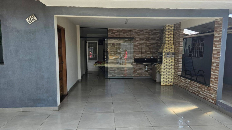 Imagem Casa com 3 Quartos à Venda, 294 m² em Jardim Primavera - Arapongas Imagem Casa com 3 Quartos à Venda, 294 m² em Jardim Primavera - Arapongas