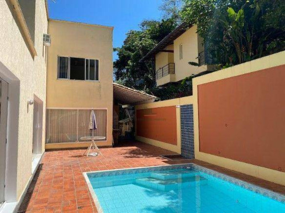 Imagem Casa com 4 Quartos à Venda, 312 m² em Itaipu - Niterói
