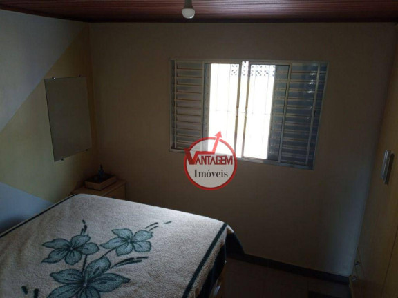 Imagem Casa com 3 Quartos à Venda, 148 m² em Alto Boqueirão - Curitiba Imagem Casa com 3 Quartos à Venda, 148 m² em Alto Boqueirão - Curitiba
