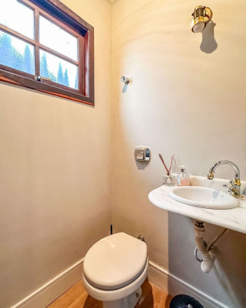 Imagem Casa com 5 Quartos à Venda, 239 m² em Jardim Santa Bárbara - Atibaia Imagem Casa com 5 Quartos à Venda, 239 m² em Jardim Santa Bárbara - Atibaia